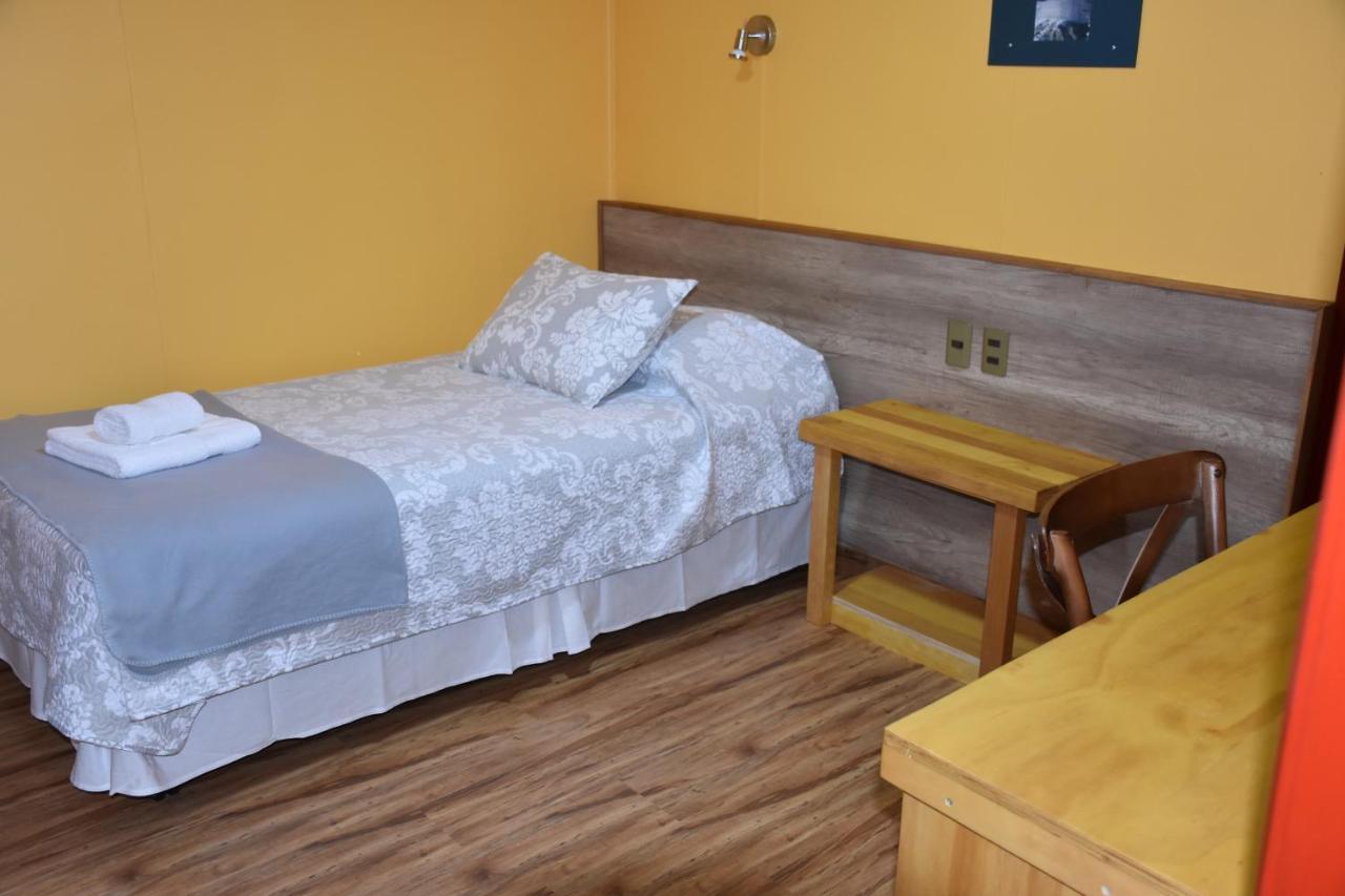 Asoi Hostal Puerto Natales Ngoại thất bức ảnh